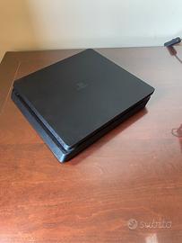 Playstation 4 slim, come nuova