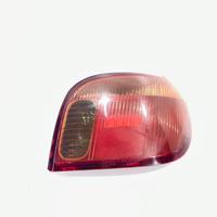 STOP FANALE POSTERIORE DESTRO TOYOTA Yaris Serie (