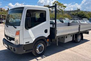 Nissan cabstar 35-14 cassone fisso "patente b"