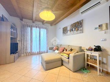 3 LOCALI A PALAZZOLO DELLO STELLA