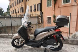 scooter Piaggio Medley S125