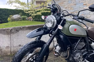 DUCATI SCRAMBLER URBAN ENDURO 800