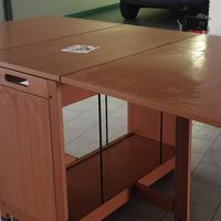Tavolo Foppa Pedrefti con 6 sedie richiudibile