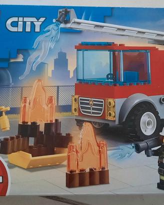 Lego 60280 City Fire Autopompa con scala