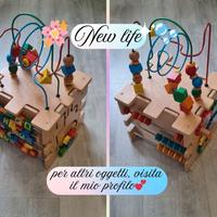 Cubo attività in legno per bambini
