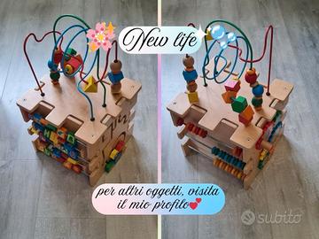 Cubo attività in legno per bambini