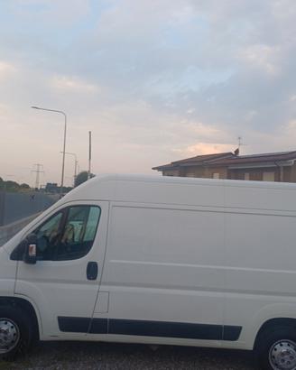 PEUGEUT BOXER FURGONE EURO 6