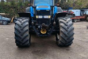 New Holland TM190