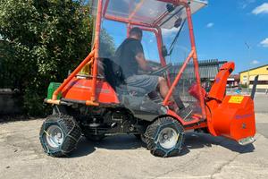 T41 Tagliaerba trattorino Husqvarna con fresa da n