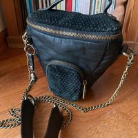 Mini borsa Kipling per macchina fotografica