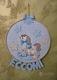 Decorazione fuoriporta nascita bimbo cavallo 