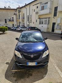 Lancia Ypsilon 1.2 69 CV 5 porte Gold