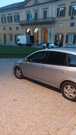 Honda stream 7 posti 