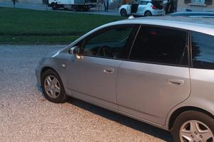 Honda stream 7 posti 