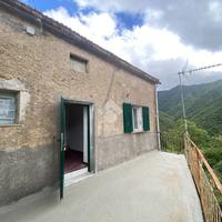 CASA INDIPENDENTE A VALBREVENNA