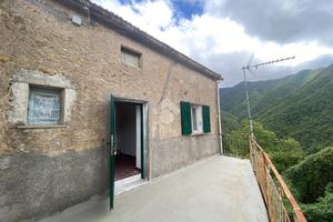 CASA INDIPENDENTE A VALBREVENNA