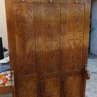 Appendiabiti in noce