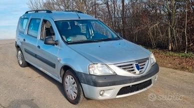 Dacia Logan GPL 7 posti