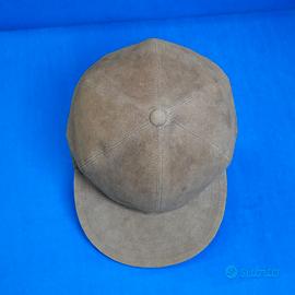 Cappello in vera pelle 100%, made in Italy, EU 61
