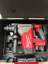 Trapano tassellatore Milwaukee M18 Fuel completo
