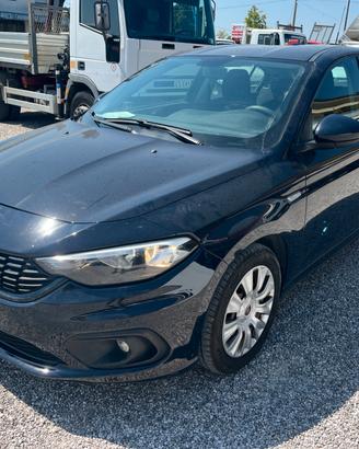 Fiat Tipo 1.6 Mjt S&S 5 porte Easy