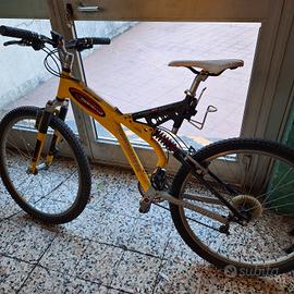 bici mtb biammortizzata