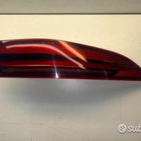 Fanale posteriore destro led jaguar e-pace X540