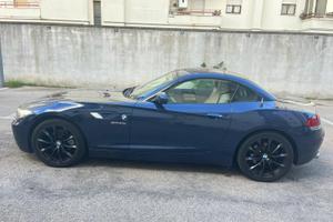 BMW Z4 sDrive23i 6 cilindri – Hard Top – Automatic