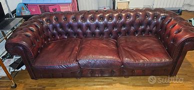 Divano Chesterfield 3 posti