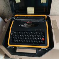 Macchina da scrivere