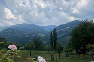 VILLA CASOLA - TERENZO (PR) PROPRIETA' CON 11 APPA