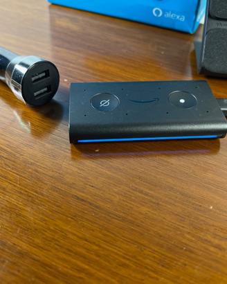 Amazon Echo Auto Alexa per auto completo + scatola