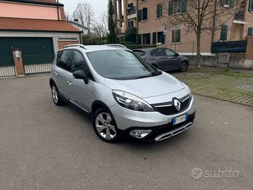 Renault Scenic Cross 2015