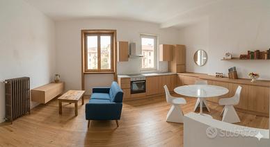 MONTESPACCATO 100 mq- con BALCONE