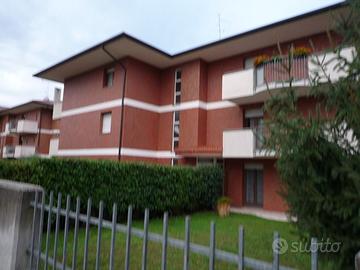 Tavagnacco loc. Branco (UD) appartamento