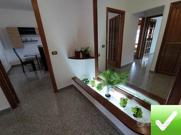 Arredato Con Posto Auto San Gregorio 100 Mq