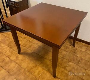 Tavolo a libro 100x100 chiuso, 100x200 aperto