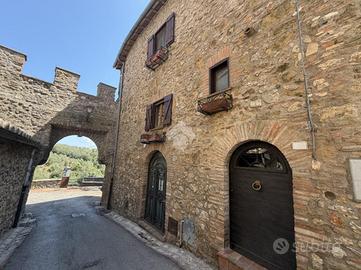 3 LOCALI A NARNI