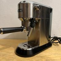 Macchina caffè De Longhi Dedica