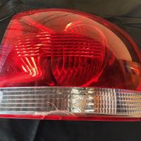 Faro dx ww tuareg 2500 td  anno 2003/2004