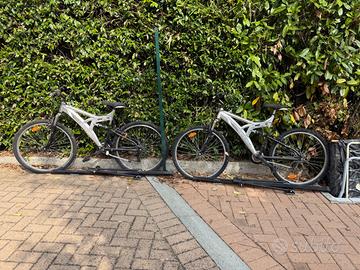 2x Mountain Bike + Portabici in omaggio
