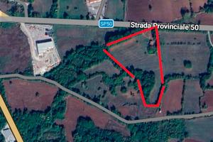 Terreno industriale con casolare