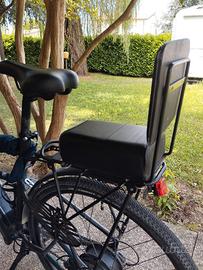 Seggiolino per bambini da portapacchi posteriore b