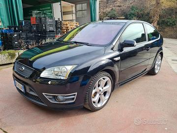 Ford Focus ST 
