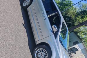 lancia voyager 