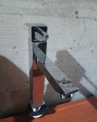 Rubinetto da lavandino bagno