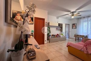 3 LOCALI A PESCHIERA BORROMEO