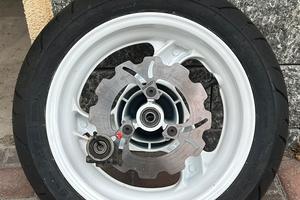 Cerchio F12 con gomma, disco e cuscinetto nuovi