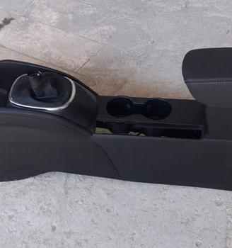 Tunnel completo di bracciolo per fiat 500 L