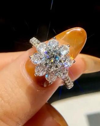 Anello con moissanite
